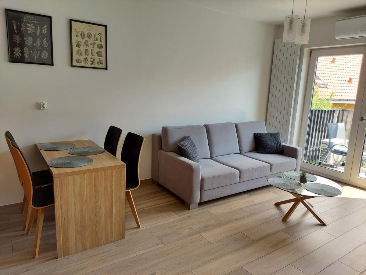 Apartament Nad Zalewem Dziwnówek Exterior foto